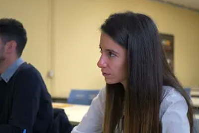 Alumna en clase de formación práctica.